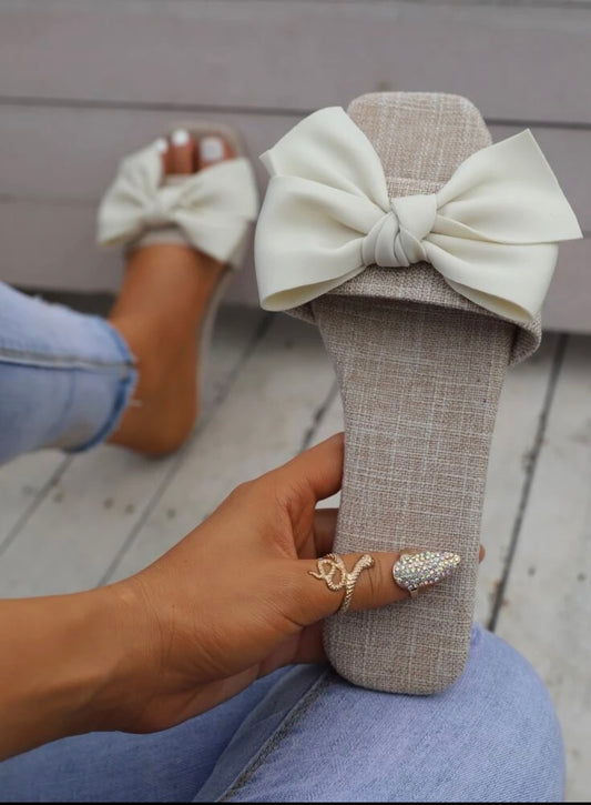 Bow Decor Slide